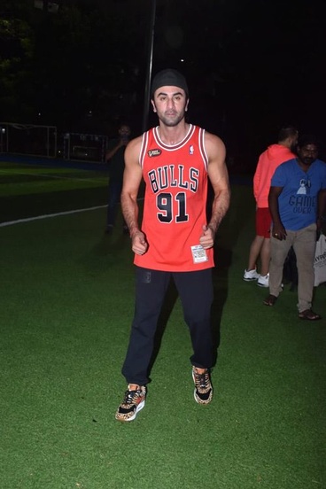 Ranbir Kapoor, Ranveer Singh, Hrithik Roshan, Kartik Aaryan’s Sporty Fashion Looks Are Too Hot To Handle - 0