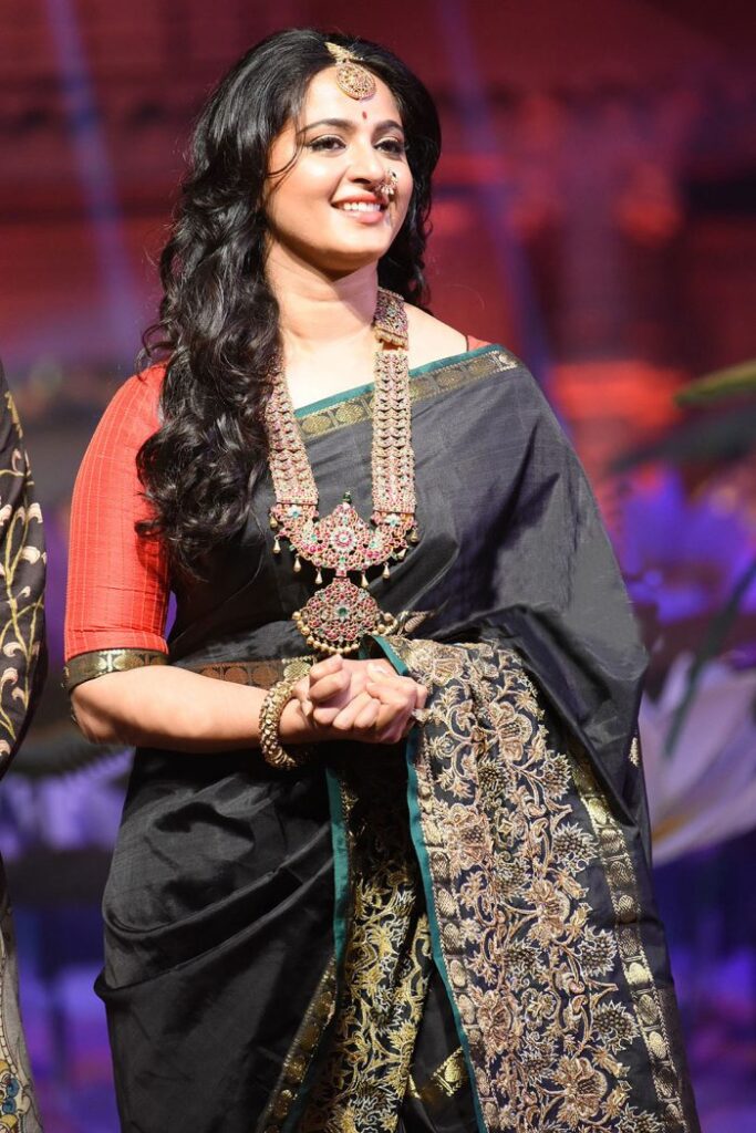 Sai Pallavi, Samantha Akkineni, Anushka Shetty: Best Gorgeous Designer Sarees That You Can’t Stop Wearing - 4