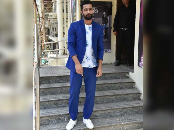 Salman Khan, Ranveer Singh, Hrithik Roshan, Varun Dhawan, Vicky Kaushal: 5 Adorable Blue Outfit Ideas For Men’s Styles To Copy - 9