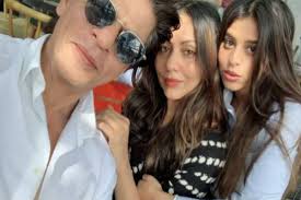 Suhana Khan and Sara Ali Khan’s SPECIAL Moments With Family - 3