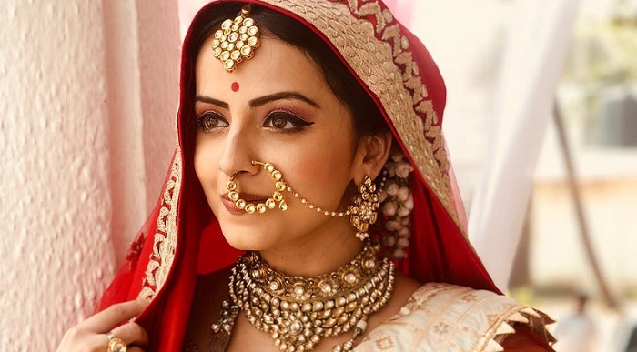 Take Bridal Lehenga Inspiration From Divyanka Tripathi, Jasmin Bhasin And Shrenu Parikh  To Spice Up Shaadi Season 1