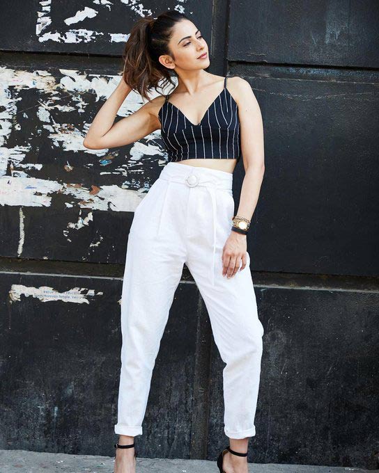 Take inspiration from Trisha Krishnan, Anushka Shetty, Rakul Preet Singh, Samantha Akkineni’s summer outfits to beat the heat - 7