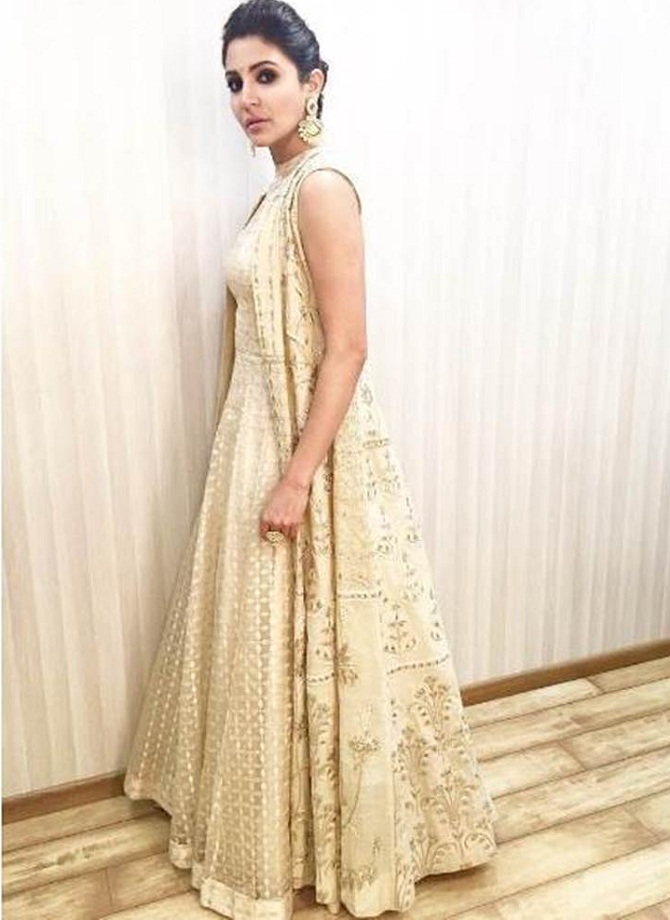 What to wear to your friend’s destination wedding? Take A Cue From Anushka Sharma - 1