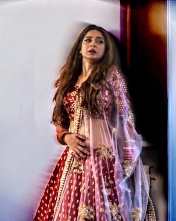 7 Times Jennifer Winget Nailed Her Look In Glitter Lehenga - 2