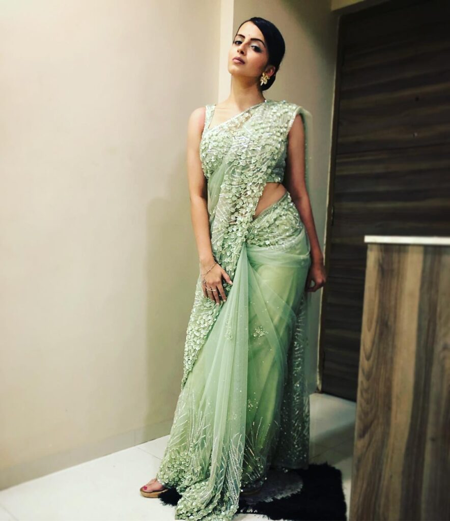 All The Times Shrenu Parikh Stunned In GREEN; See Pics - 3