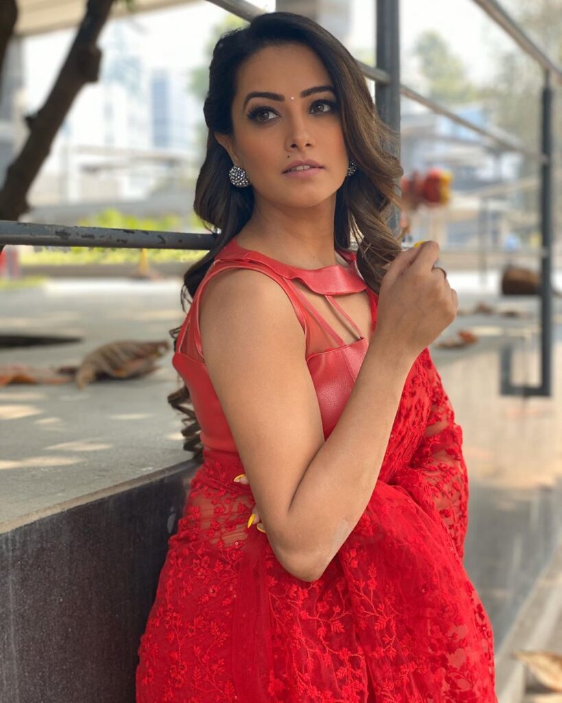 Anita Hassanandani and Reem Shaikh Saree Looks That Gave Us Saree-Not-Sorry Goals! - 6