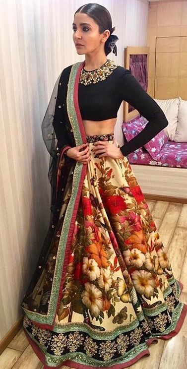 Anushka Sharma, Kareena Kapoor, Janhvi Kapoor, Priyanka Chopra: Glam Up In These 8 Awesome Lehengas For All Occasions - 1