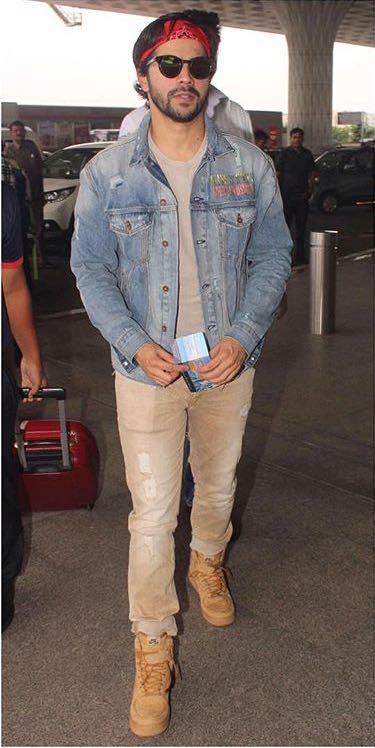 Ayushmann Khurrana, Shahid Kapoor, Varun Dhawan, Vicky Kaushal Love Wearing Denim, See Pics - 5