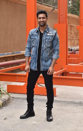 Ayushmann Khurrana, Shahid Kapoor, Varun Dhawan, Vicky Kaushal Love Wearing Denim, See Pics - 7