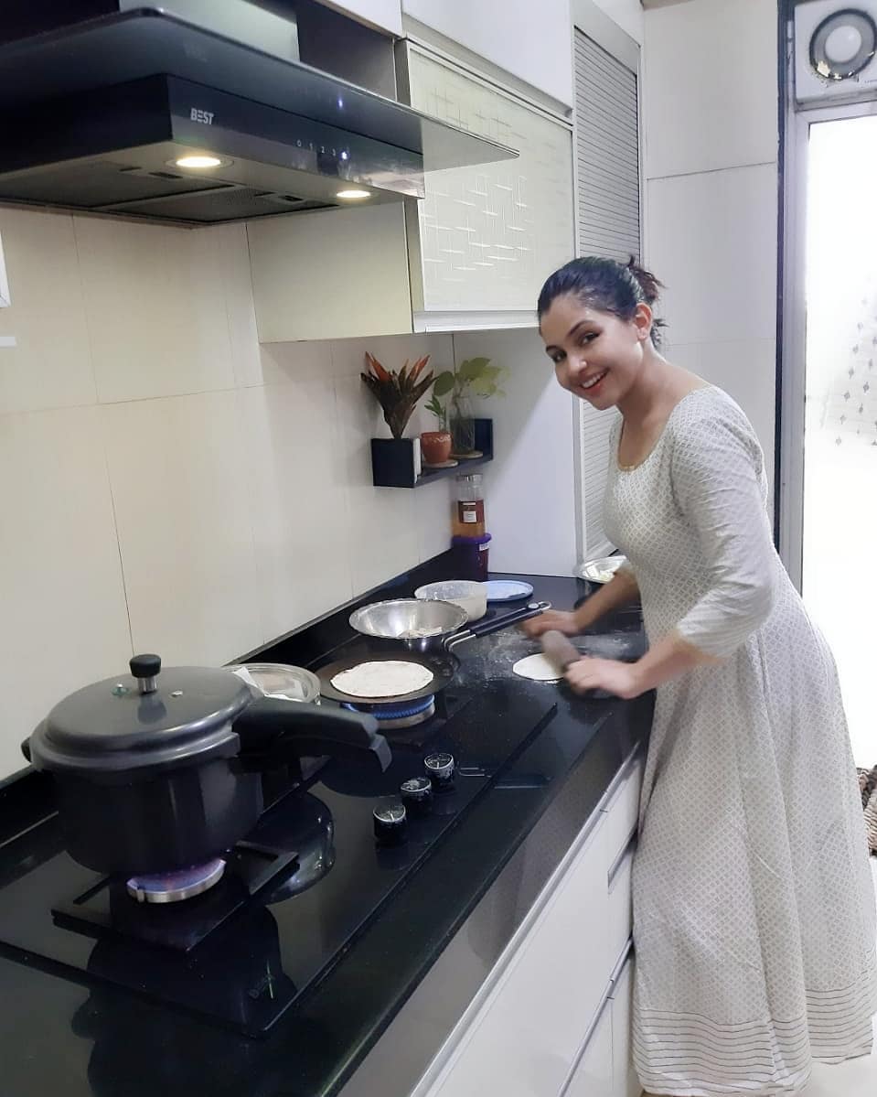 Bhabhiji Ghar Par Hain Fame Shubhangi Atre SHARES Her ‘Special’ Dal Bati Recipe 1