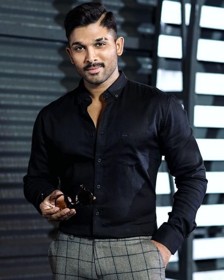 Black Never Gets Boring! Prithviraj Sukumaran, Allu Arjun, Nivin Pauly, And Dulquer Salmaan’s Style Is Proof - 3