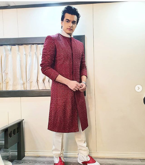 Check Out! Mohsin Khan's Instagram For Ethnic Outfit Inspiration! 2