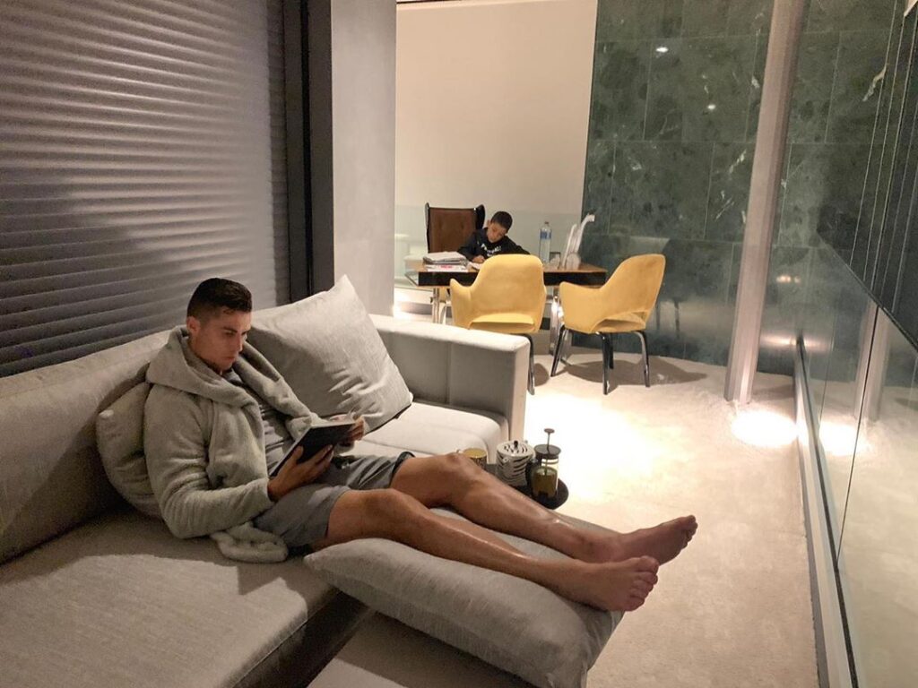 Cristiano Ronaldo and his lavish lifestyle - 0