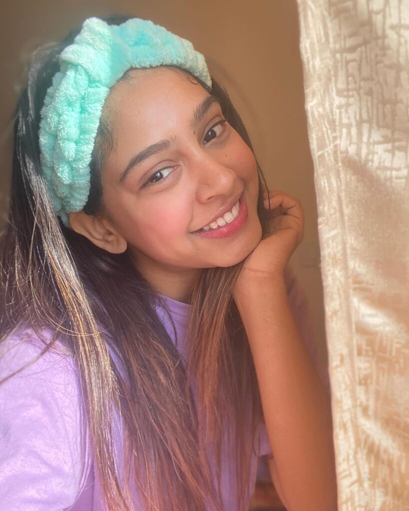 Decoding Niti Taylor’s Style Statement - 1