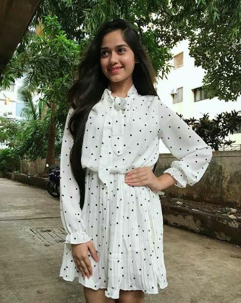 Fashion Lessons from Jannat Zubair’s Polka Dots Outfit - 0