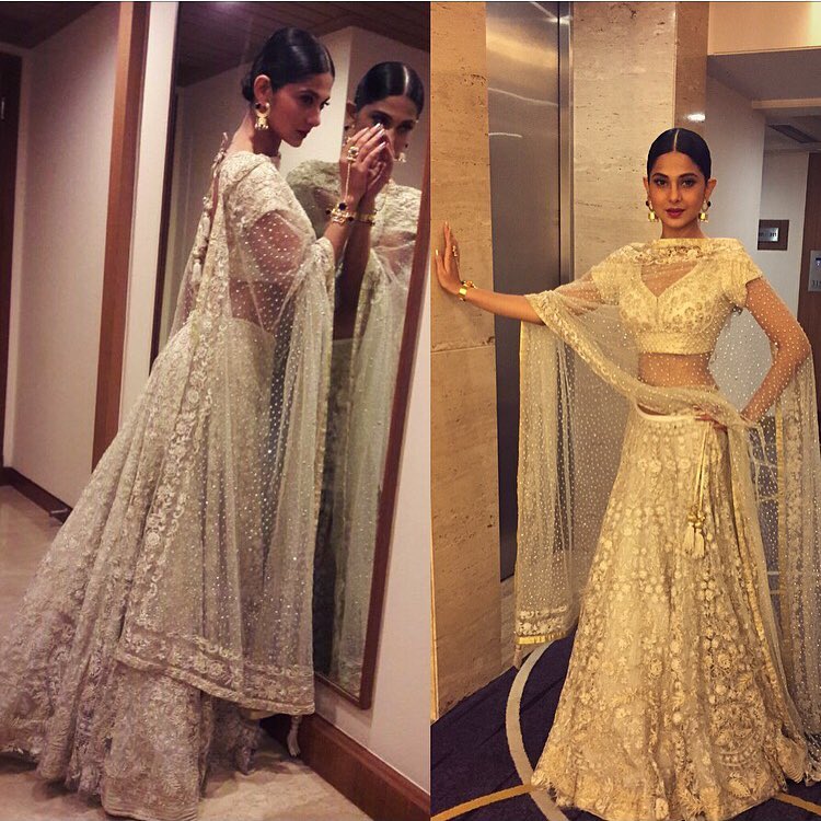 Hina Khan and Jennifer Winget dazzle in sequin lehenga and give us major fashion goals