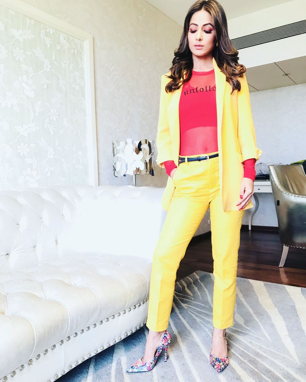 Hina Khan, Niti Taylor, Surbhi Chandna: Who Wore Cropped Pants Better? 1