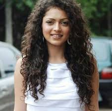 How Drashti Dhami And Kaveri Priyam Kill It With Curly Hair Looks - 5