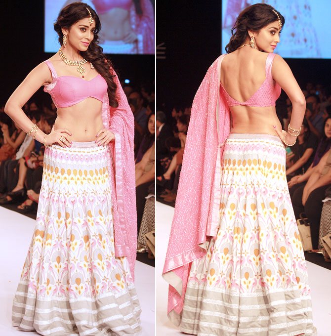 Ileana D’Cruz, Asin Thottumkal, Shruti Haasan And Shriya Saran Own Ramp In Traditional Lehenga - 5