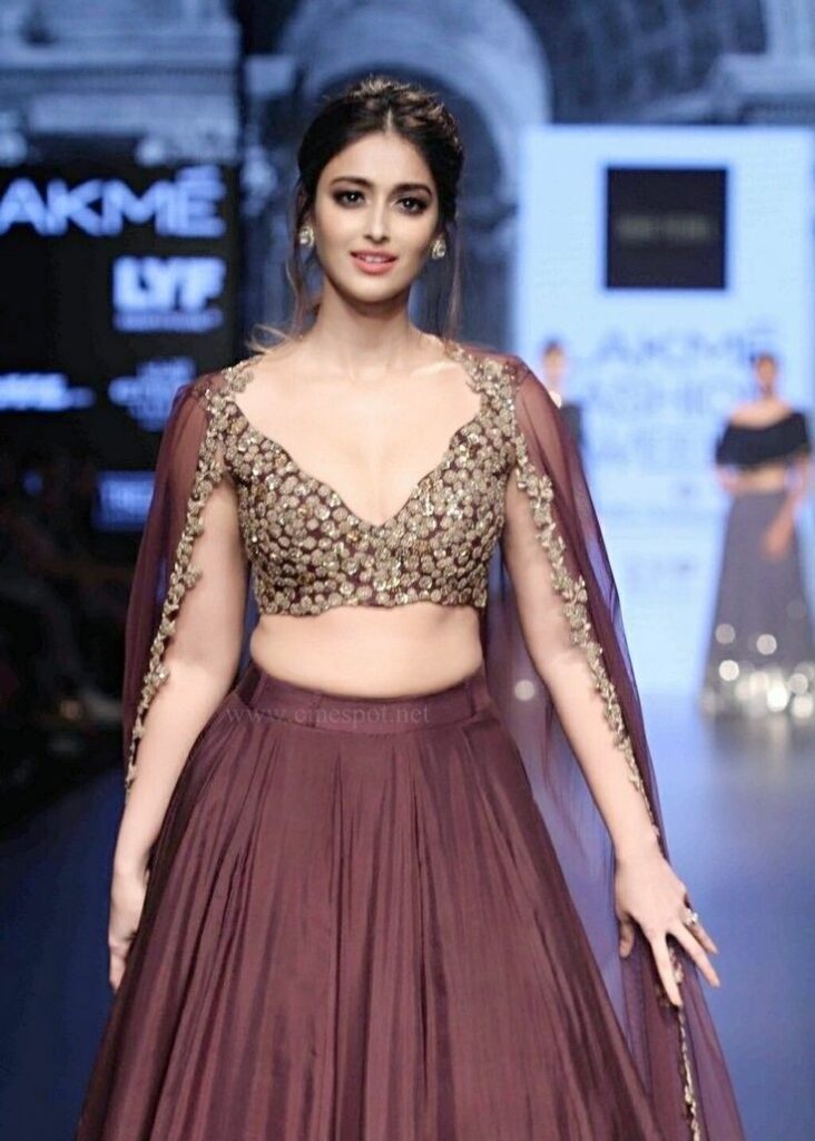 Ileana D’Cruz, Asin Thottumkal, Shruti Haasan And Shriya Saran Own Ramp In Traditional Lehenga - 0