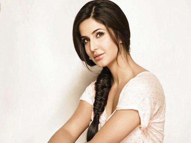 Katrina Kaif, Disha Patani, Kiara Advani, Nora Fatehi: Try These Hairstyles during Lockdown - 0