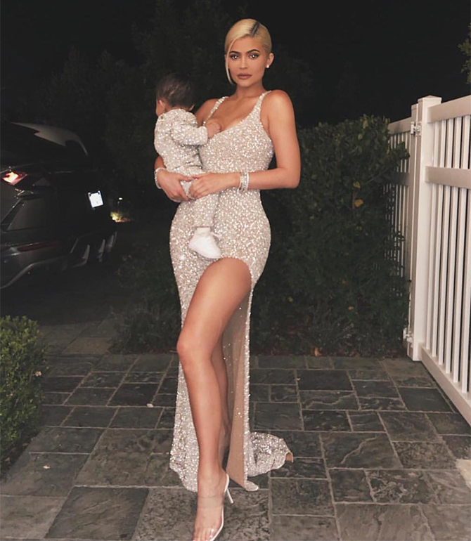 Kim Kardashian, Kylie Jenner, Gigi Hadid: 6 Romantic Dinner Outfit Ideas To Make Your Bae Happy - 2