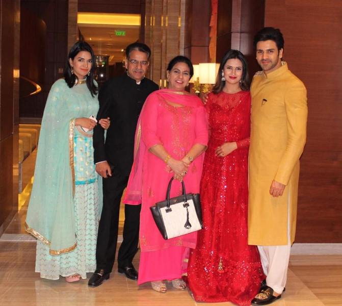 Meet the real family of Divyanka Tripathi - 4