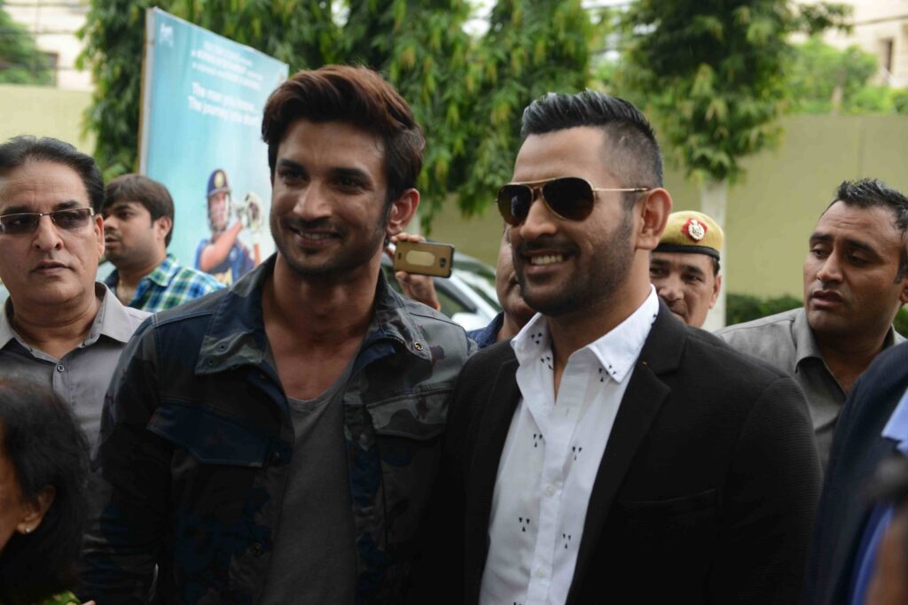 MS Dhoni And Sushant Singh Rajput’s MOST ADORABLE moments together - 1