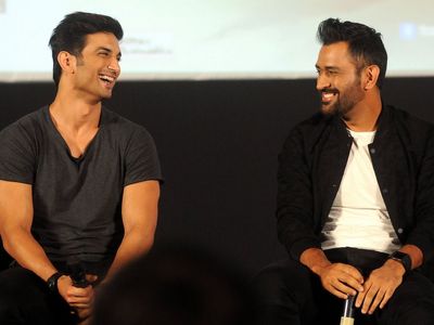 MS Dhoni And Sushant Singh Rajput’s MOST ADORABLE moments together - 4