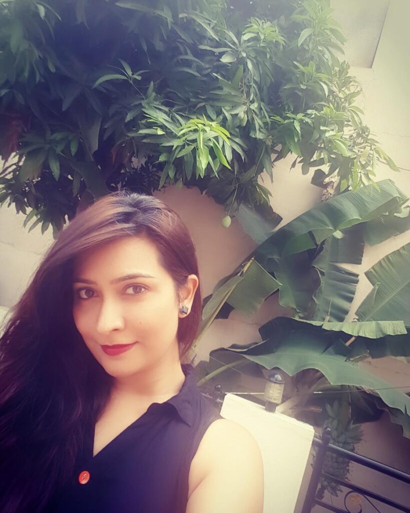 Radhika Pandit’s Black Looks Can Never Go Wrong!! - 2