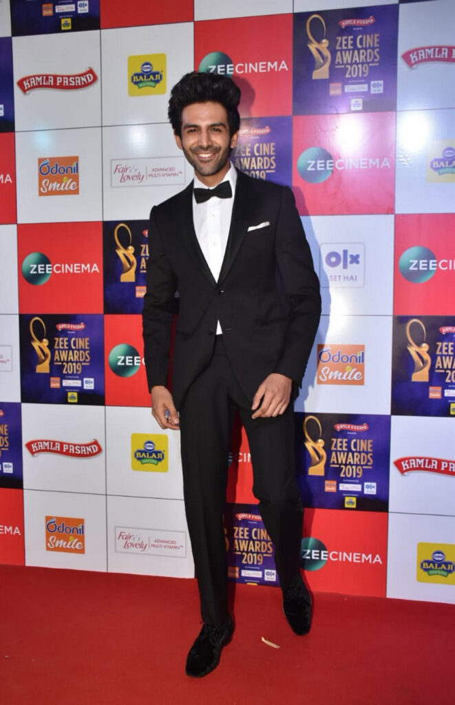 5 Recent Outfits Worn By Kartik Aaryan That You’re Dreaming About! - 0