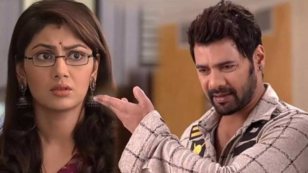 Saddest Emotional Scenes Of Abhi And Pragya From Kumkum Bhagya - 5