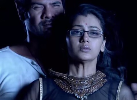 Saddest Emotional Scenes Of Abhi And Pragya From Kumkum Bhagya - 4