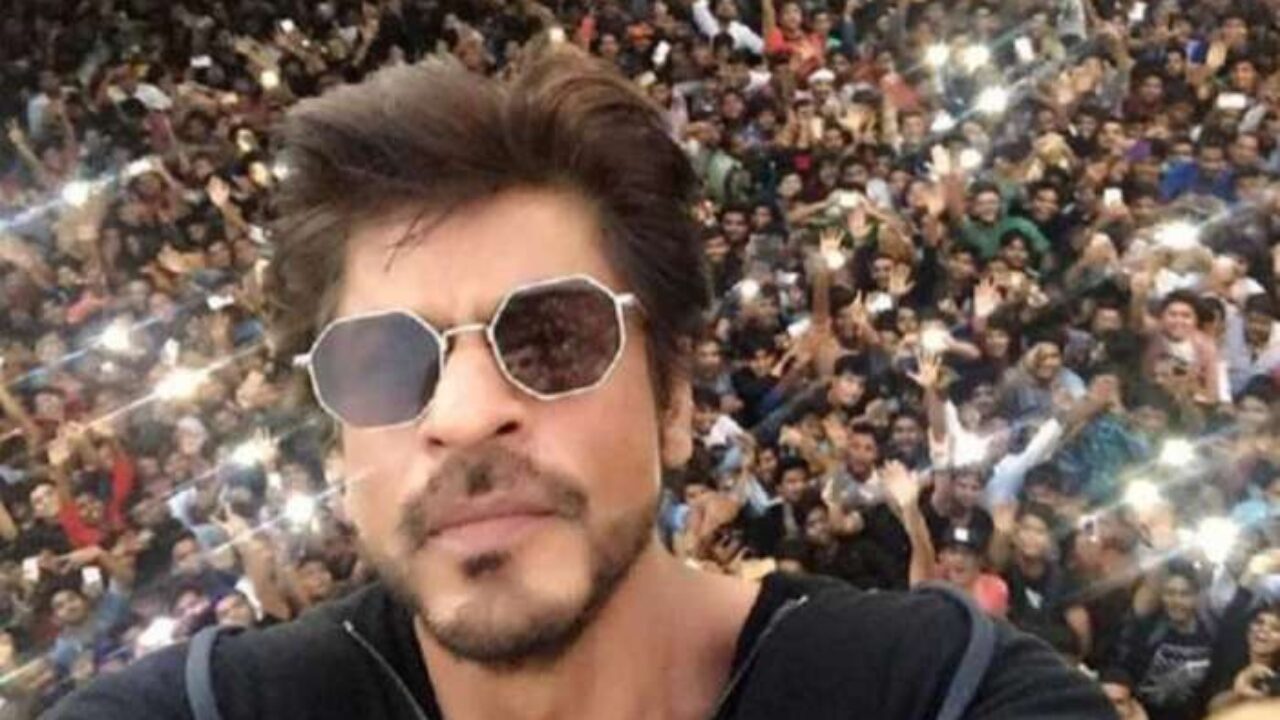 Shah Rukh Khan and his magical fan moments 1