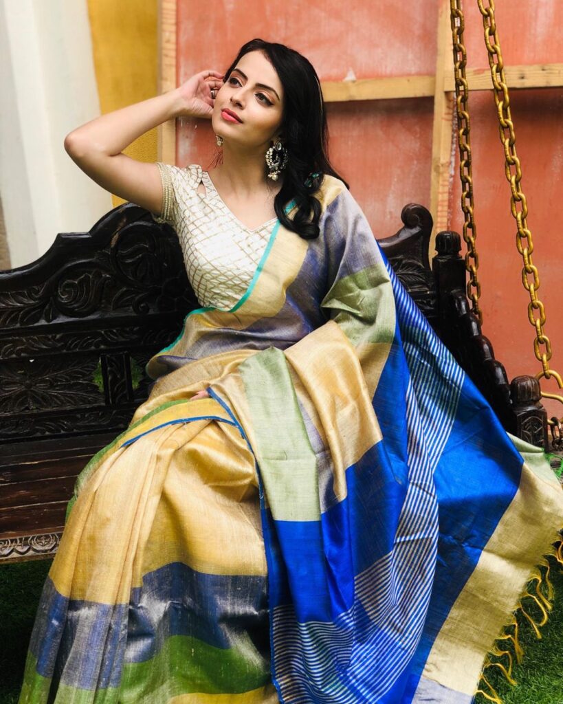 Shrenu Parikh knows how to ace ethnic wear! - 3