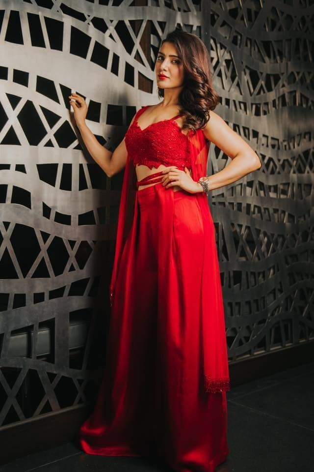 Shriya Saran And Samantha Akkineni Love Red Outfits; Here’s Proof - 0