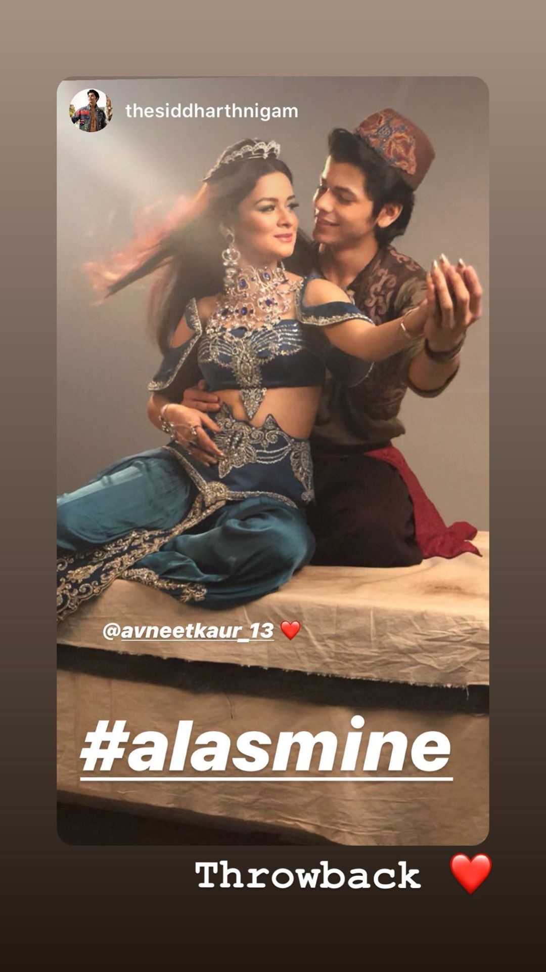 Siddharth Nigam shares romantic picture from Aladdin show, tags Avneet Kaur with a heart emoji