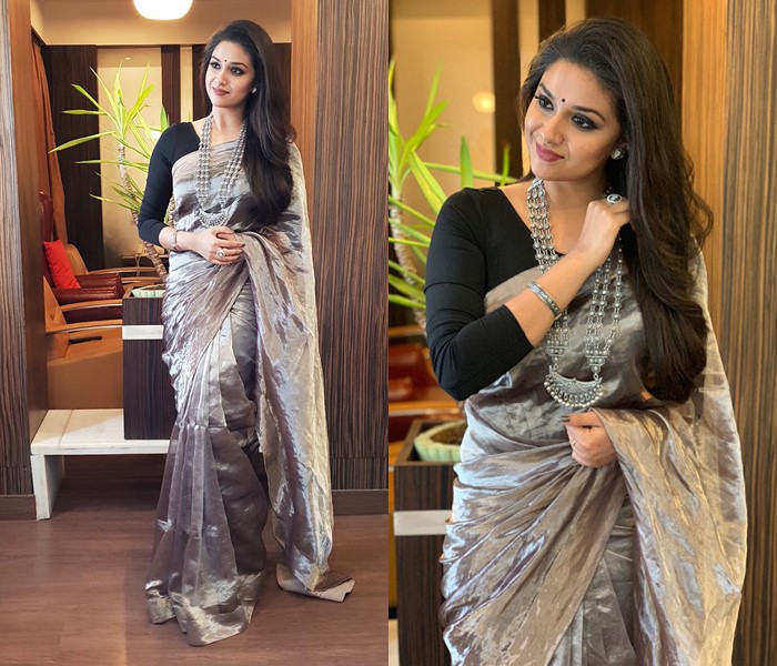 5 Attractive Sarees And Blouse Styles To Steal From Tollywood Beauty Keerthy Suresh - 4