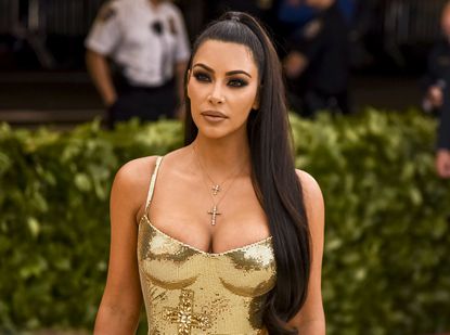 Top 10 HOT and BOLD Pictures Of Kim Kardashian - 1