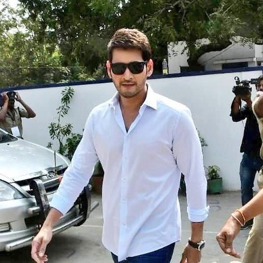 Yash, Vijay Deverekonda, Mahesh Babu, NTR Jr: Stylish in sunglasses - 2