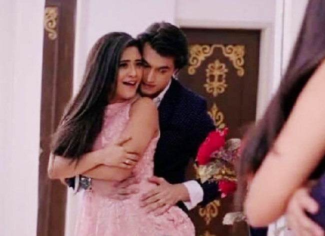 Yeh Rishta Kya Kehlata Hai: How Kartik And Naira Shared A Romantic Moment Before Lockdown  3