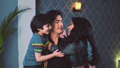 Yeh Rishta Kya Kehlata Hai On Screen Fun Moments Of Kartik And Naira - 4