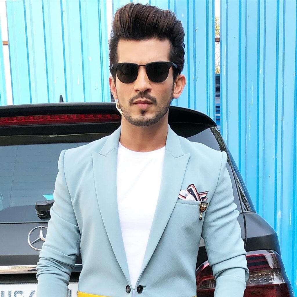 Zain Imam Vs Parth Samthaan Vs Arjun Bijlani: Dashing In Formal Suit - 8