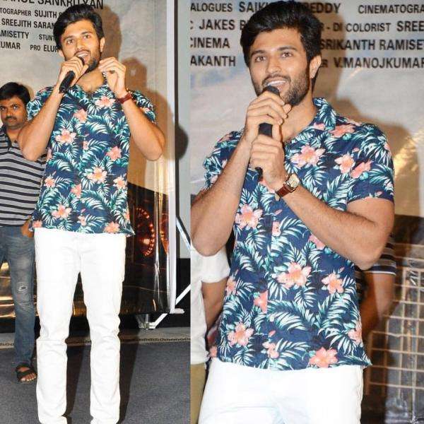 5 Times Vijay Deverakonda Looked HOT In Printed Outfits