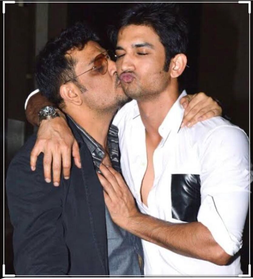 IN PICS: Mukesh Chhabra and Sushant Singh Rajput’s candid Dil Bechara moments - 12