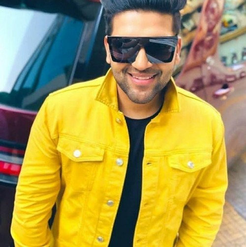 Badshah, Darshan Raval, Guru Randhawa, Armaan Malik: Best Look In Jackets 6