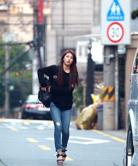 Bae Suzy, Jisoo And Jennie’s Casual Outfits You Should Definitely Take Inspiration From - 1