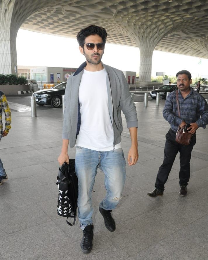 Be Bold, Be Stylish With These Airport Looks From Kartik Aaryan, Varun Dhawan, Hrithik Roshan, And Ranbir Kapoor - 0