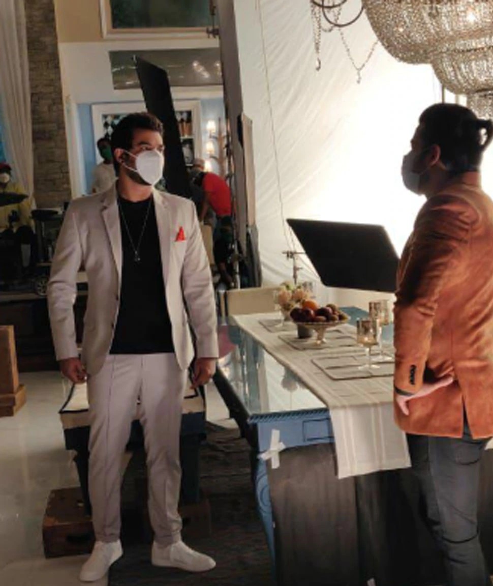 Check Out! Latest Photos From The Set Of Kumkum Bhagya 5