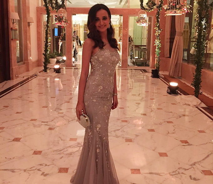 Divyanka Tripathi VS Sanaya Irani VS Surbhi Jyoti VS Sriti Jha: Best look in a gown dress 3